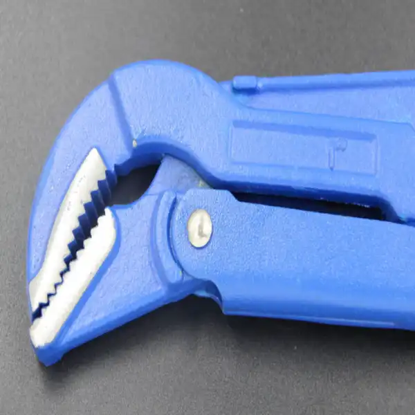 Double-Handle Pipe Wrench