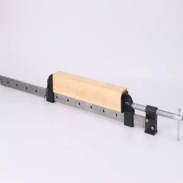 Spanish-Style Pump Clamp