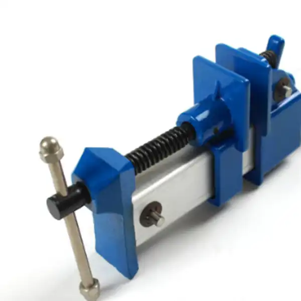 Spanish-Style Pump Clamp